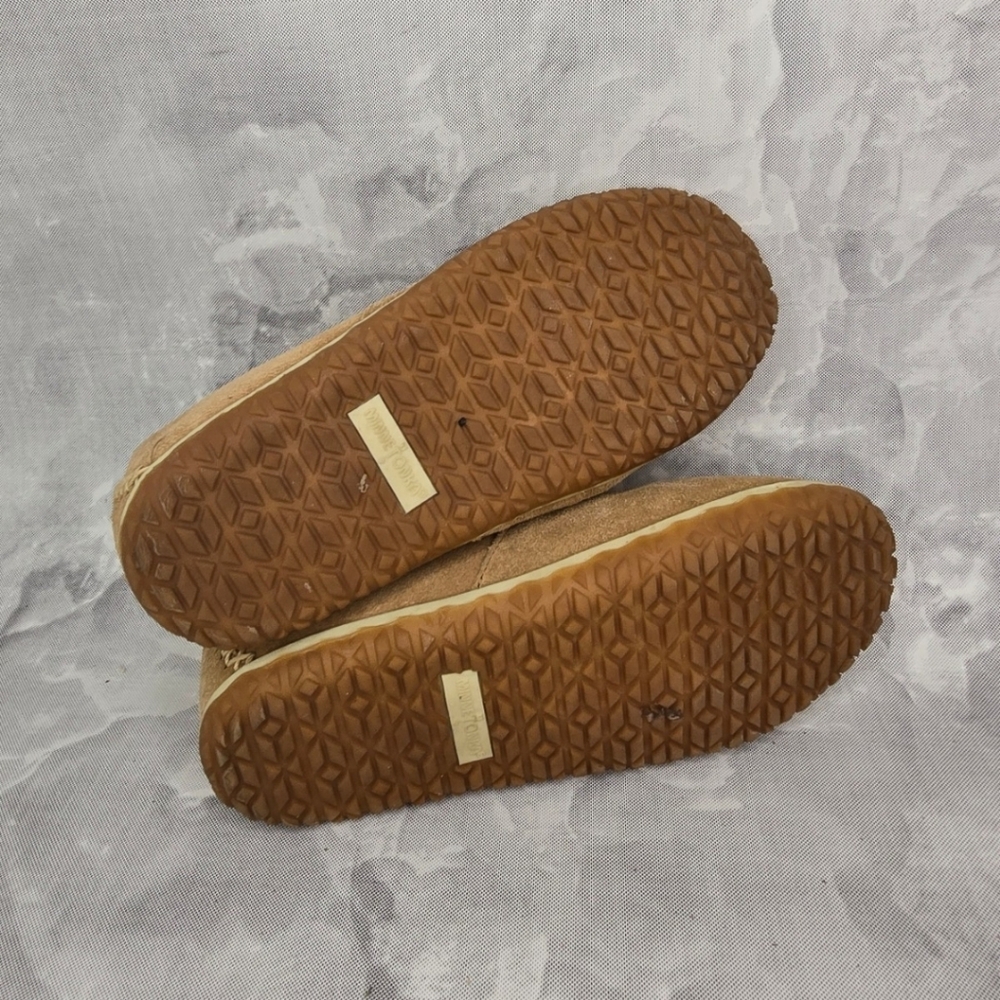 Minnetonka Tucson Slippers - Picture 7 of 7